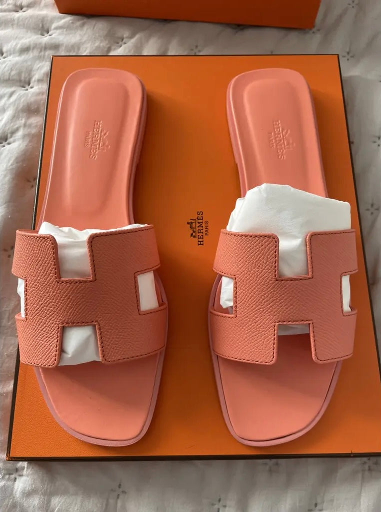 Sandales Hermès Oran Femme – Cuir de luxe ￼